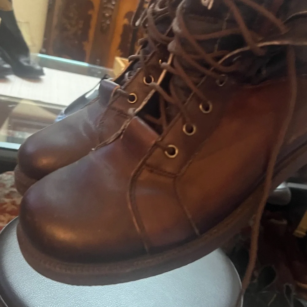 Men's Dark Brown Leather Lace-Up Boots for hiking 🥾, mountains , snow, size 10.5